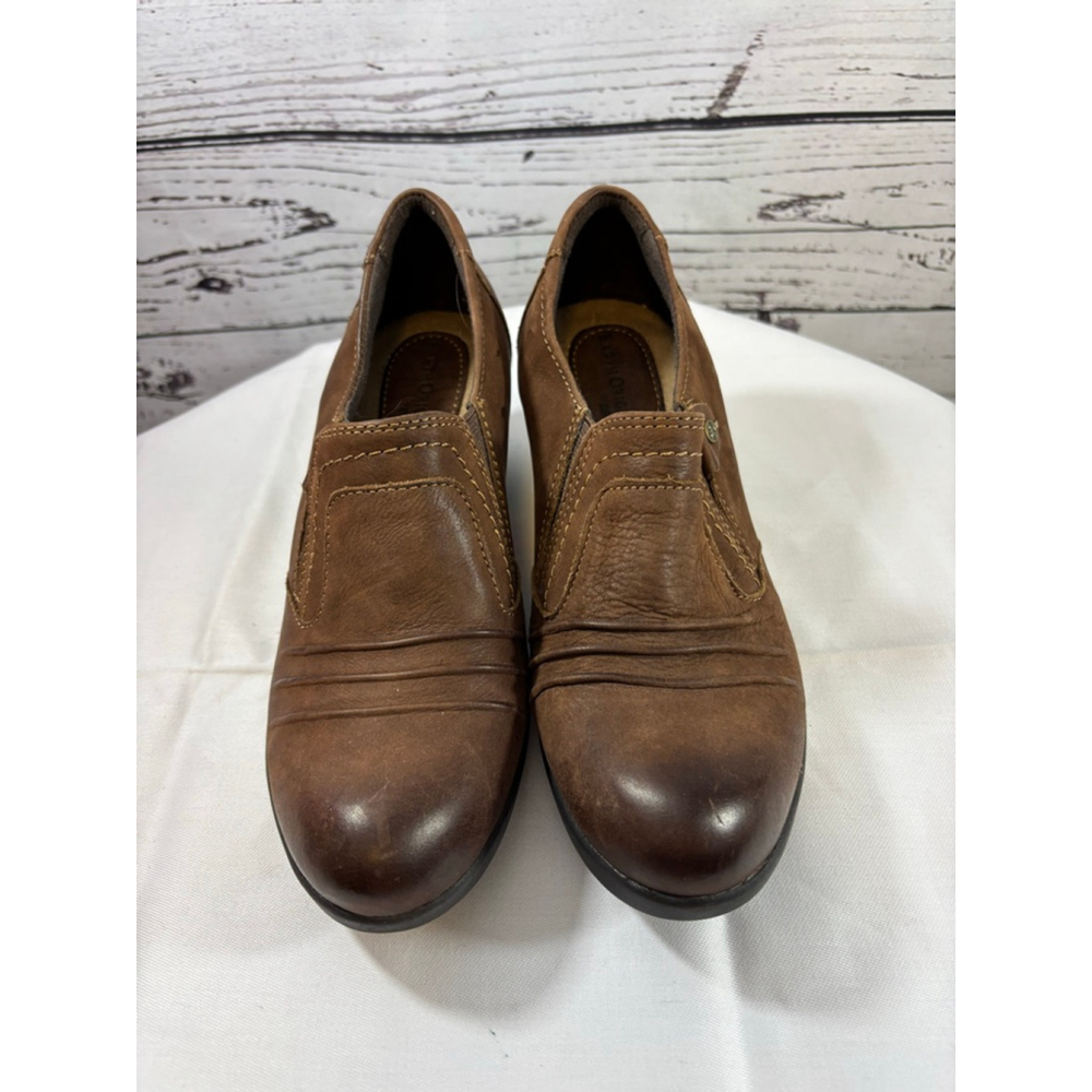 Women's Earth Origins Brown Leather Loafers US 7